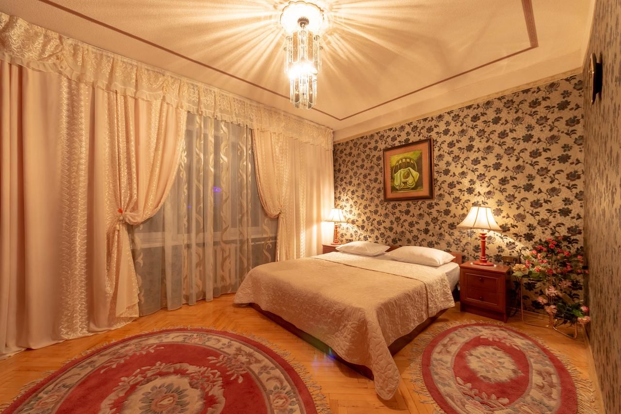 Апартаменты Comfortable three bedroom apartment st. Kutuzova, 14 Киев-10