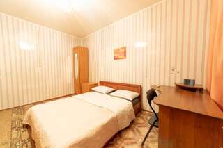 Апартаменты Comfortable three bedroom apartment st. Kutuzova, 14 Киев Апартаменты с 2 спальнями-12