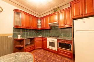Апартаменты Comfortable three bedroom apartment st. Kutuzova, 14 Киев Апартаменты с 2 спальнями-15